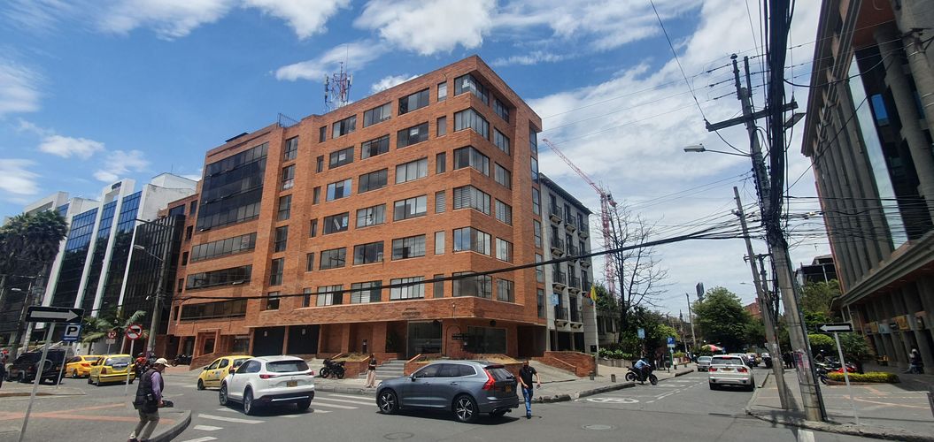 Oficina en  Arriendo en El Lago, Bogotá - Imagen 1