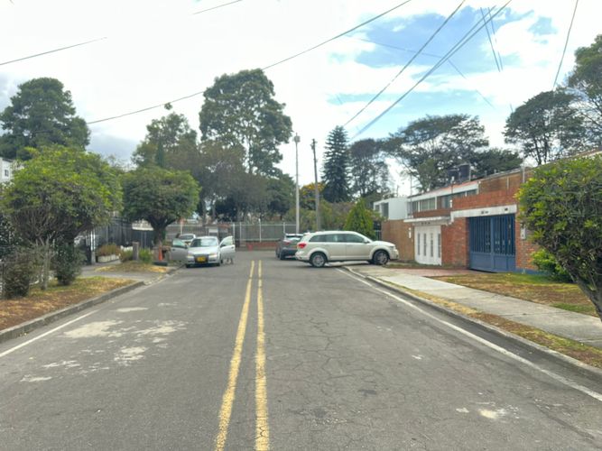 Oficina en  Arriendo en Niza, Bogotá - Imagen 1