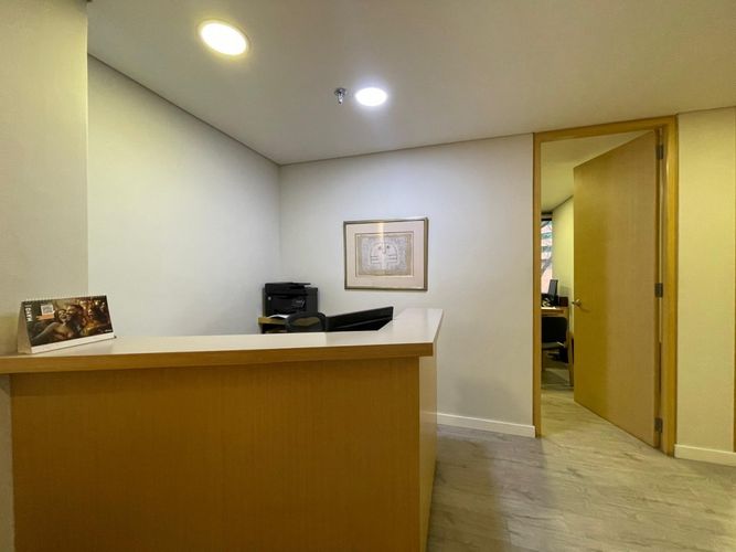 Oficina en  Venta en El Poblado, Medellín - Miniatura 4