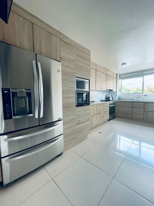 Apartamento en  Venta en Laureles, Medellín - Imagen 1