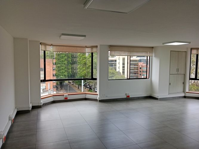 Oficina en  Arriendo en Chico norte, Bogotá - Miniatura 2