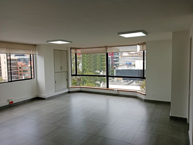 Oficina en  Arriendo en Chico norte, Bogotá - Miniatura 3