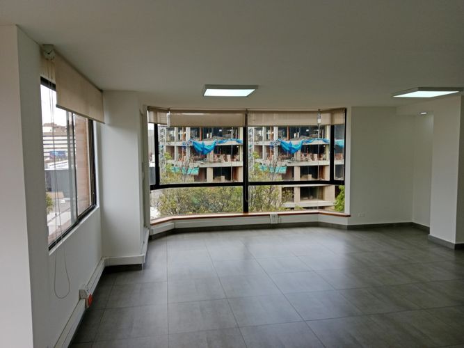 Oficina en  Arriendo en Chico norte, Bogotá - Miniatura 4