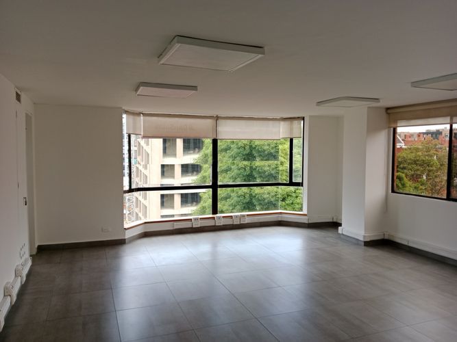 Oficina en  Arriendo en Chico norte, Bogotá - Miniatura 7