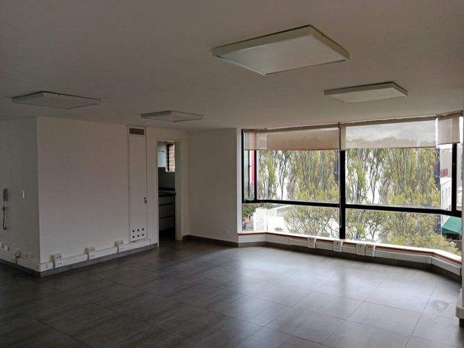 Oficina en  Arriendo en Chico norte, Bogotá - Miniatura 8