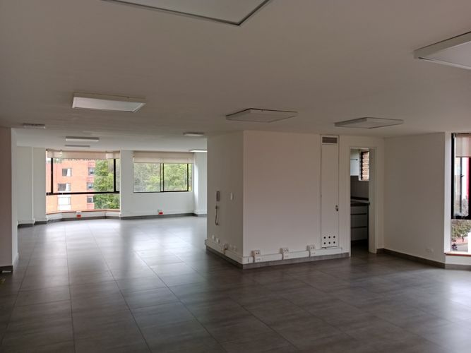 Oficina en  Arriendo en Chico norte, Bogotá - Miniatura 9