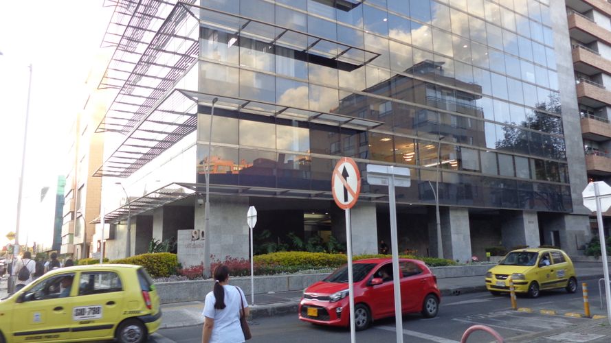 Oficina en  Venta en Chico, Bogotá - Miniatura 2