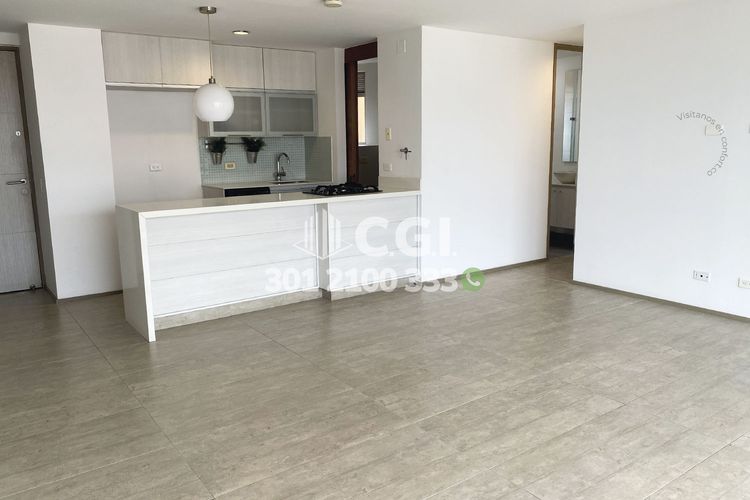 Apartaestudio en  Arriendo en Loma del Esmeraldal, Envigado - Miniatura 4