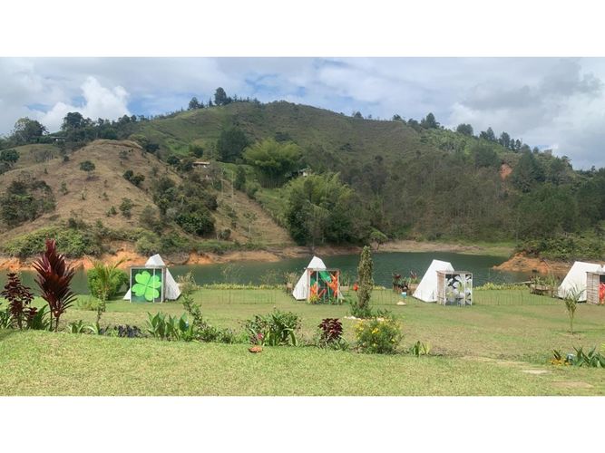 Edificio en  Venta en Guatapé - Imagen 1