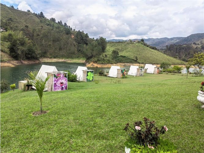 Edificio en  Venta en Guatapé - Miniatura 3