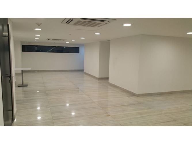 Oficina en  Arriendo en Fontibon, Bogotá - Miniatura 11
