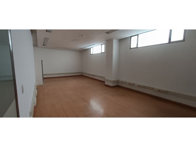 Edificio en  Arriendo en Usaquen, Bogotá - Miniatura 2