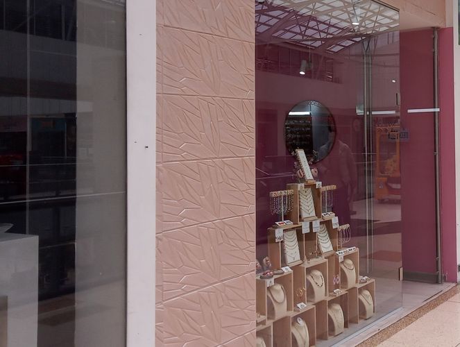 Local en venta en Mirandela, Bogotá - Imagen 1