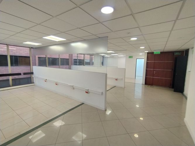 Oficina en  Venta en Chapinero, Bogotá - Miniatura 3