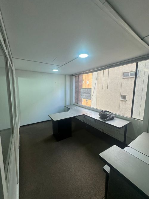 Oficina en  Arriendo en Chico norte, Bogotá - Miniatura 3