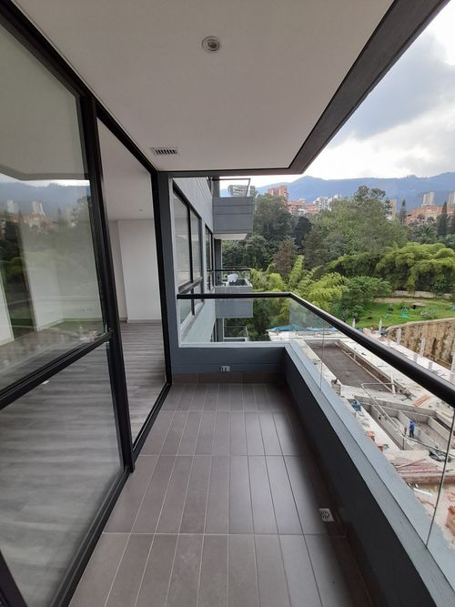 Apartaestudio en  Arriendo en El tesoro, Medellín - Miniatura 6