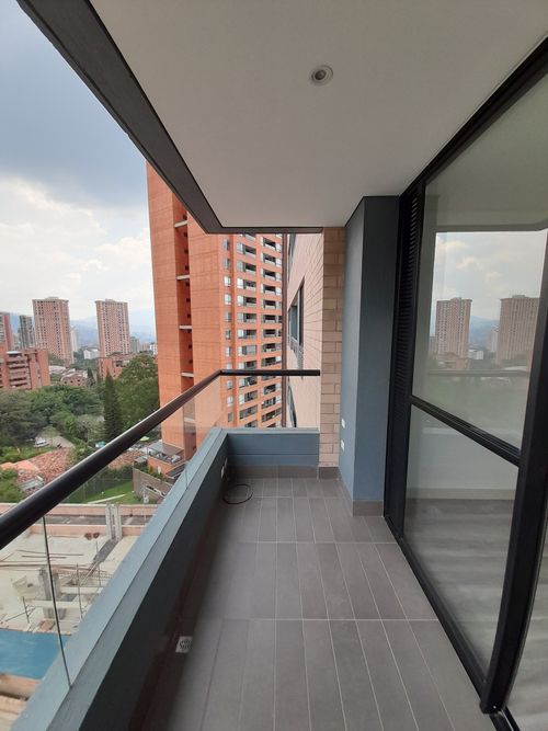 Apartaestudio en  Arriendo en El tesoro, Medellín - Miniatura 7
