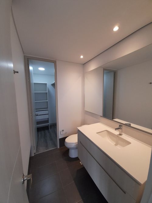 Apartaestudio en  Arriendo en El tesoro, Medellín - Miniatura 9