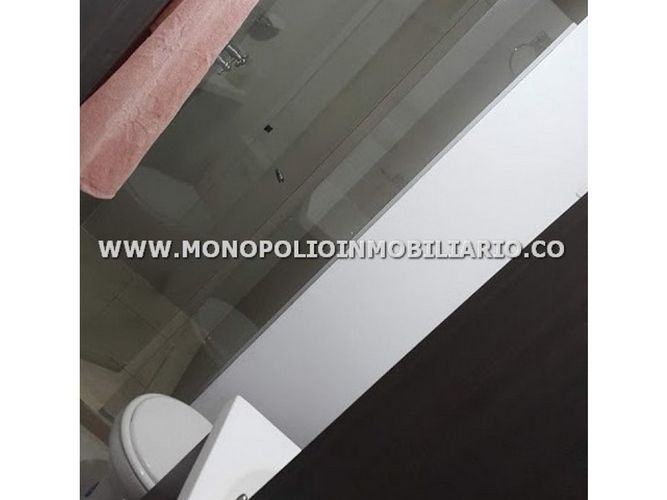Apartaestudio en arriendo en Medellín - Miniatura 2