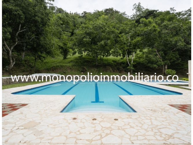 Finca en  Arriendo en Santafe de antioquia - Miniatura 11