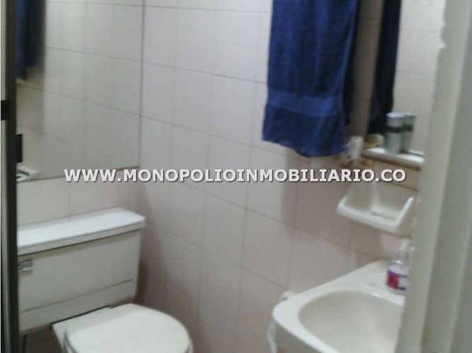 Apartaestudio en  Arriendo en Laureles, Medellín - Miniatura 9