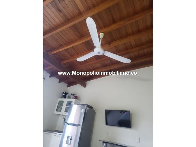 Apartaestudio en  Arriendo en Laureles, Medellín - Miniatura 9