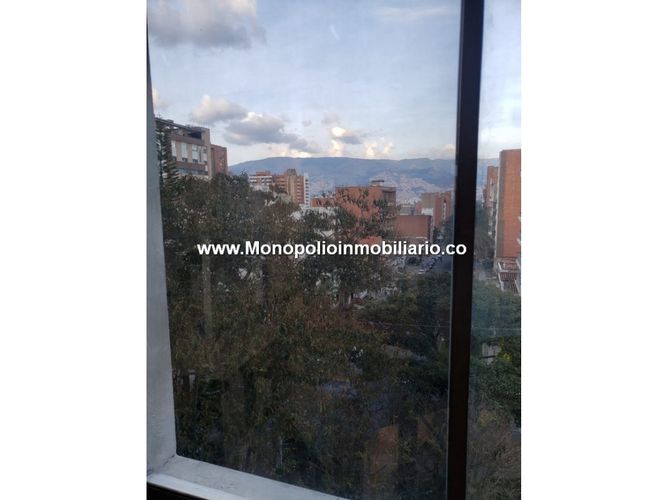Apartaestudio en  Arriendo en Laureles, Medellín - Miniatura 12