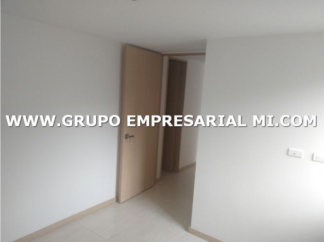 Apartaestudio en  Venta en Cabañas, Bello - Miniatura 4