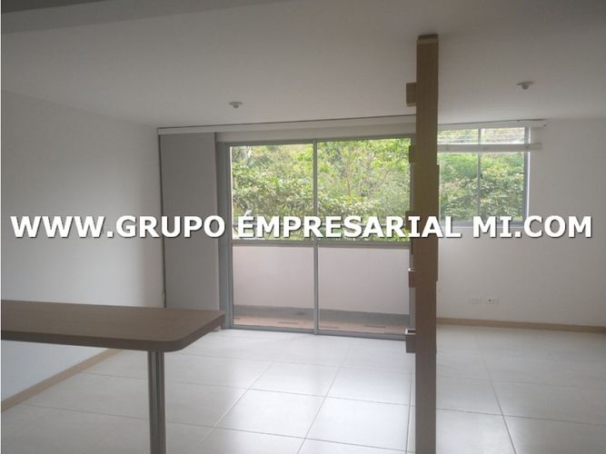 Apartaestudio en  Venta en Cabañas, Bello - Miniatura 8