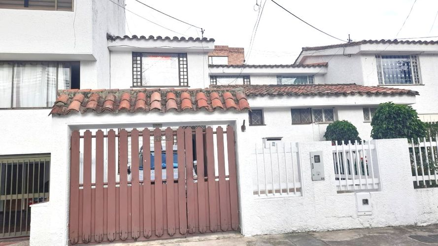 Casa en venta en Cedritos, Bogotá - Miniatura 2