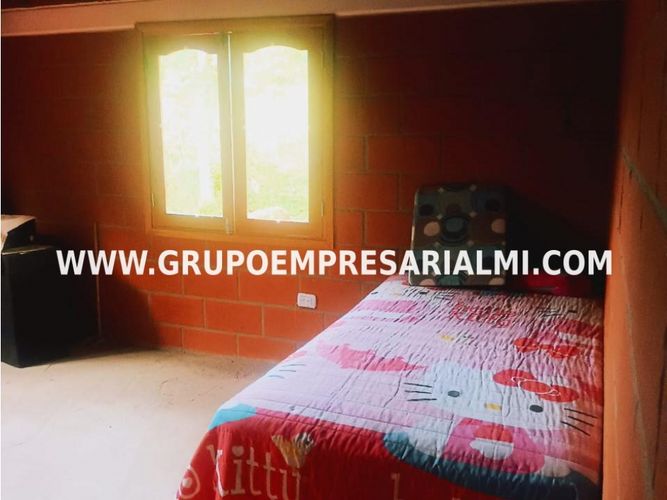 Apartaestudio en  Venta en La milagrosa, Marinilla - Miniatura 2