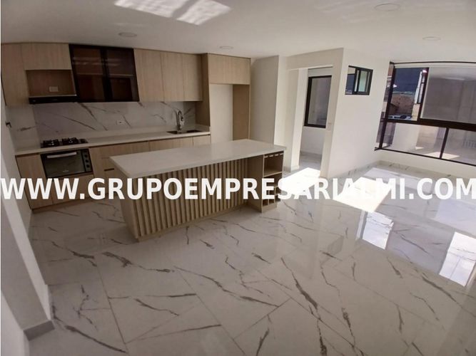 Edificio en  Arriendo en Simon bolivar, Medellín - Miniatura 4