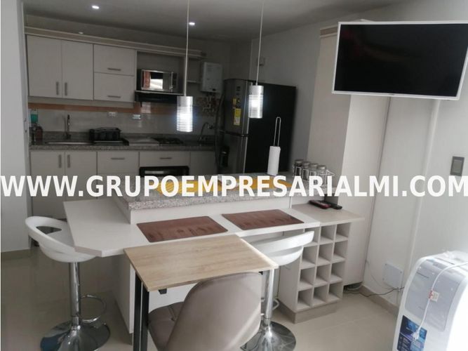Apartaestudio en  Arriendo en El Poblado, Medellín - Miniatura 2