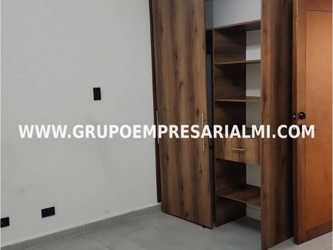 Apartaestudio en  Arriendo en Conquistadores, Medellín - Miniatura 9