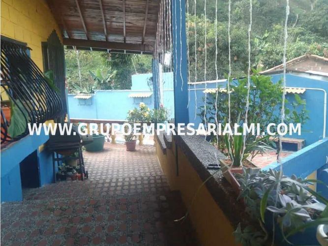 Apartaestudio en  Venta en Centro, Girardota - Miniatura 2