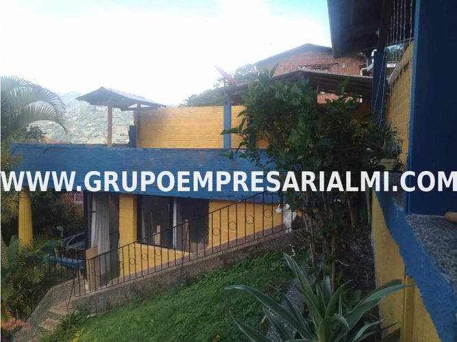 Apartaestudio en  Venta en Centro, Girardota - Miniatura 4