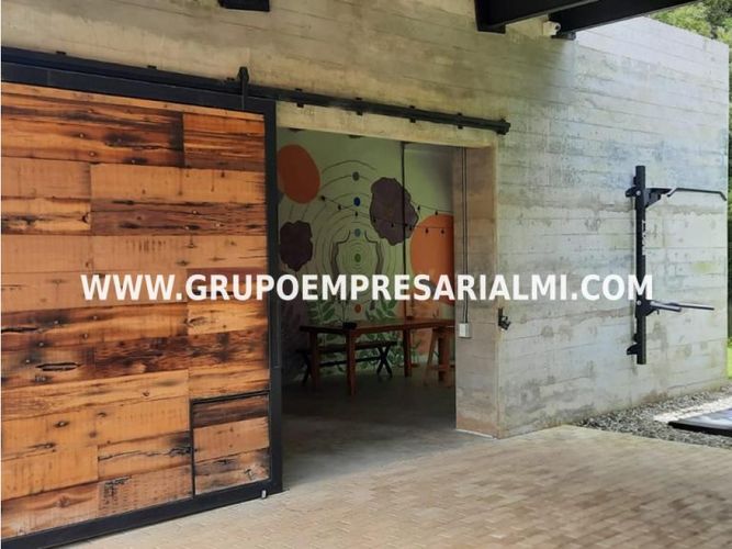 Apartaestudio en  Arriendo en Santa Elena, Medellín - Miniatura 17