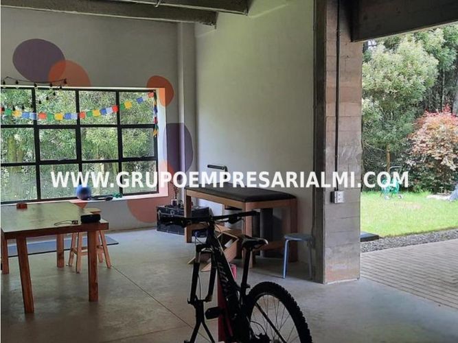 Apartaestudio en  Arriendo en Santa Elena, Medellín - Miniatura 22