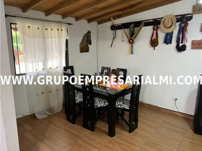 Apartaestudio en  Venta en La candelaria, Medellín - Miniatura 3