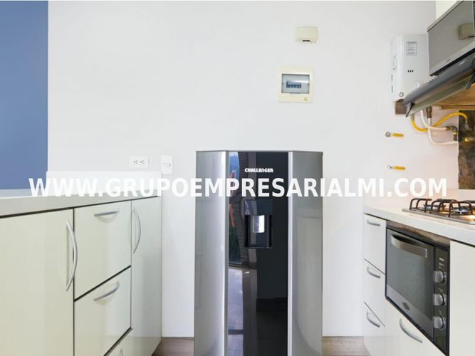 Apartaestudio en  Venta en El Poblado, Medellín - Miniatura 5