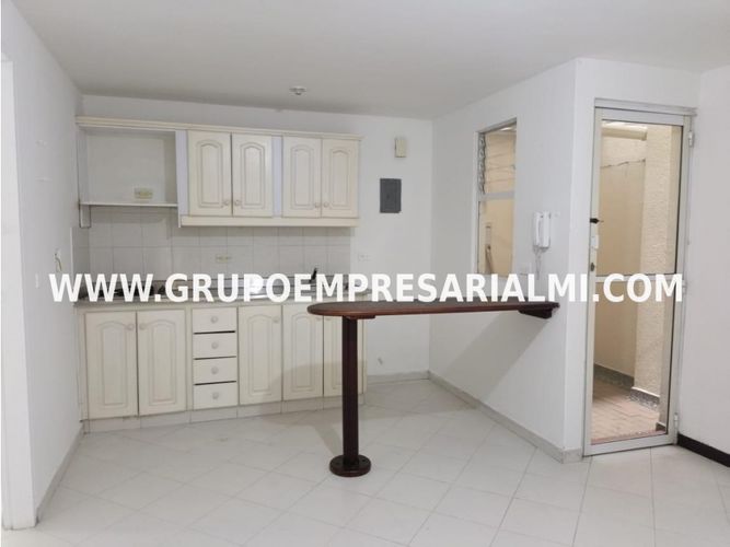 Apartaestudio en  Arriendo en Belén, Medellín - Imagen 1
