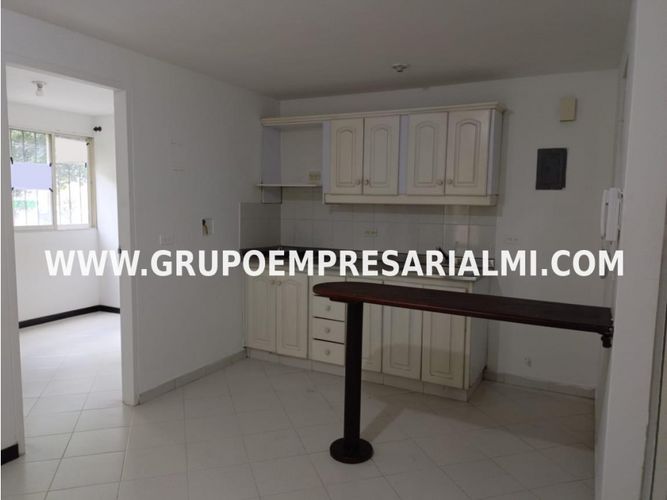 Apartaestudio en  Arriendo en Belén, Medellín - Miniatura 2