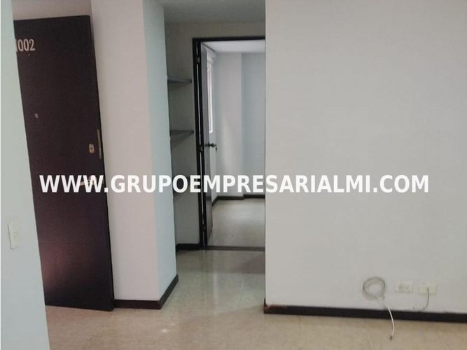 Apartaestudio en  Venta en San javier, Medellín - Miniatura 2