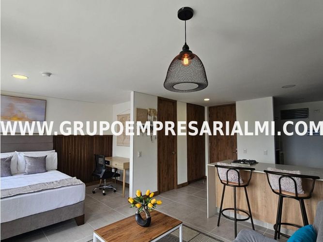 Apartaestudio en  Arriendo en El Poblado, Medellín - Imagen 1