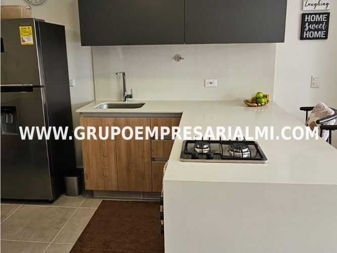 Apartaestudio en  Arriendo en El Poblado, Medellín - Miniatura 2