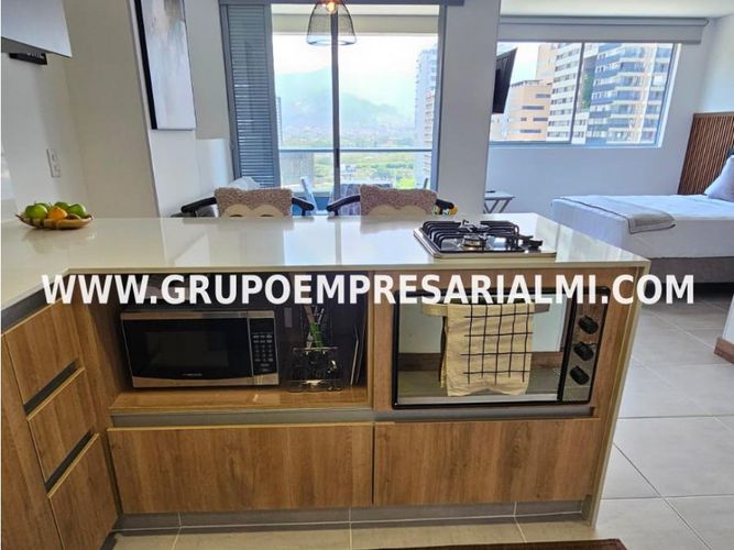 Apartaestudio en  Arriendo en El Poblado, Medellín - Miniatura 3