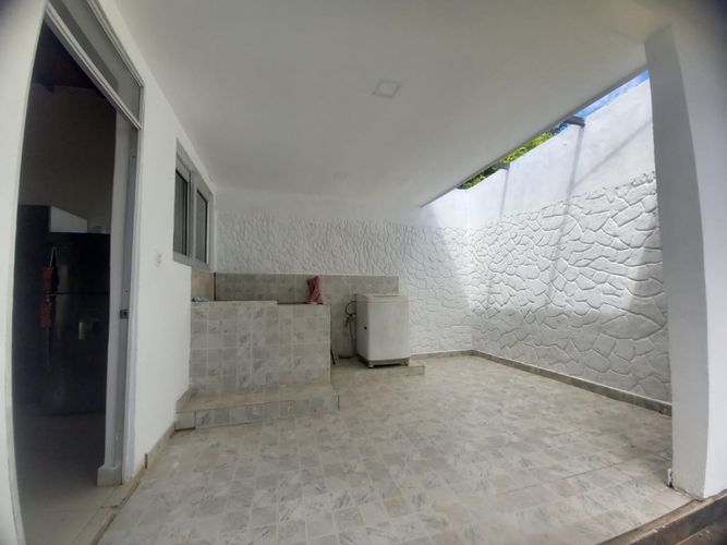 Casa en  Arriendo en California, Los patios - Miniatura 15