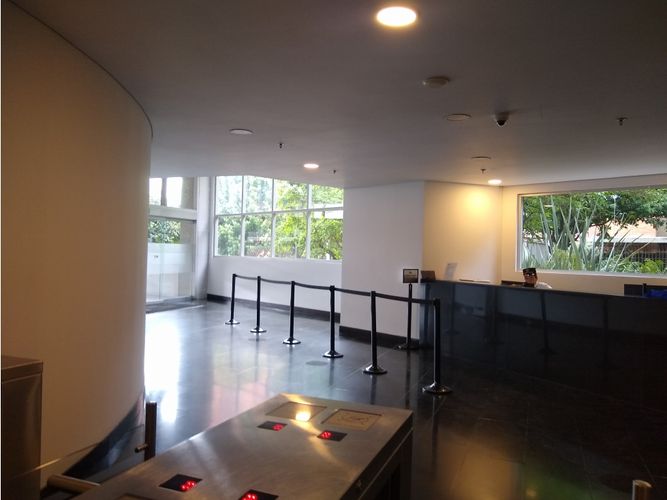Oficina en venta en Usaquen, Bogotá - Miniatura 4