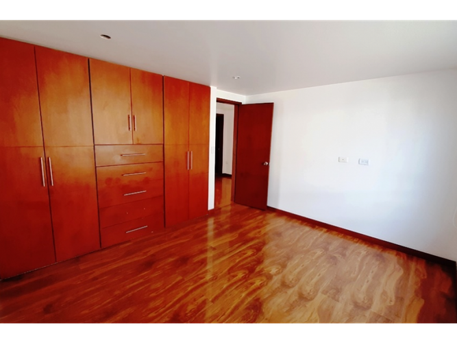 Casa en arriendo en Cota - Miniatura 7