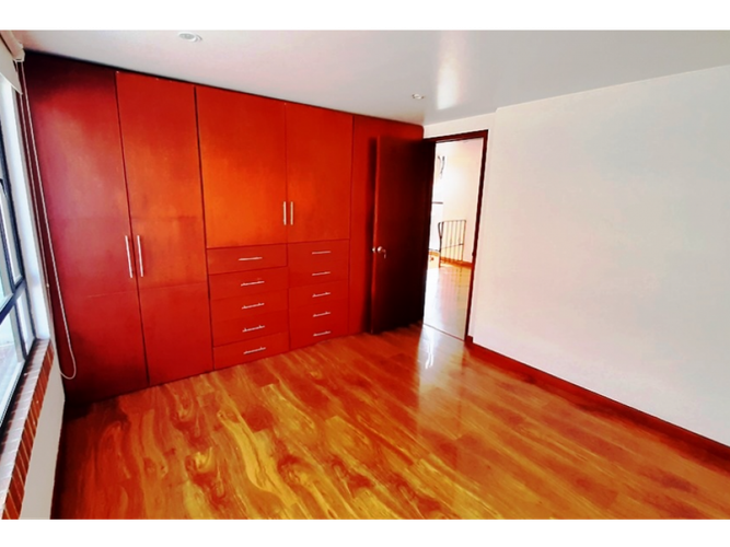 Casa en arriendo en Cota - Miniatura 9